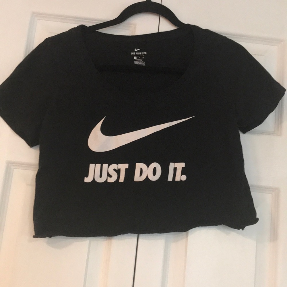 NIKE black crop top